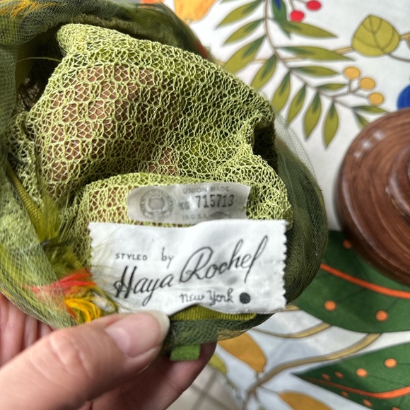 Vintage Haya Rochel Feather and Netted Hat - Picture 3 of 5